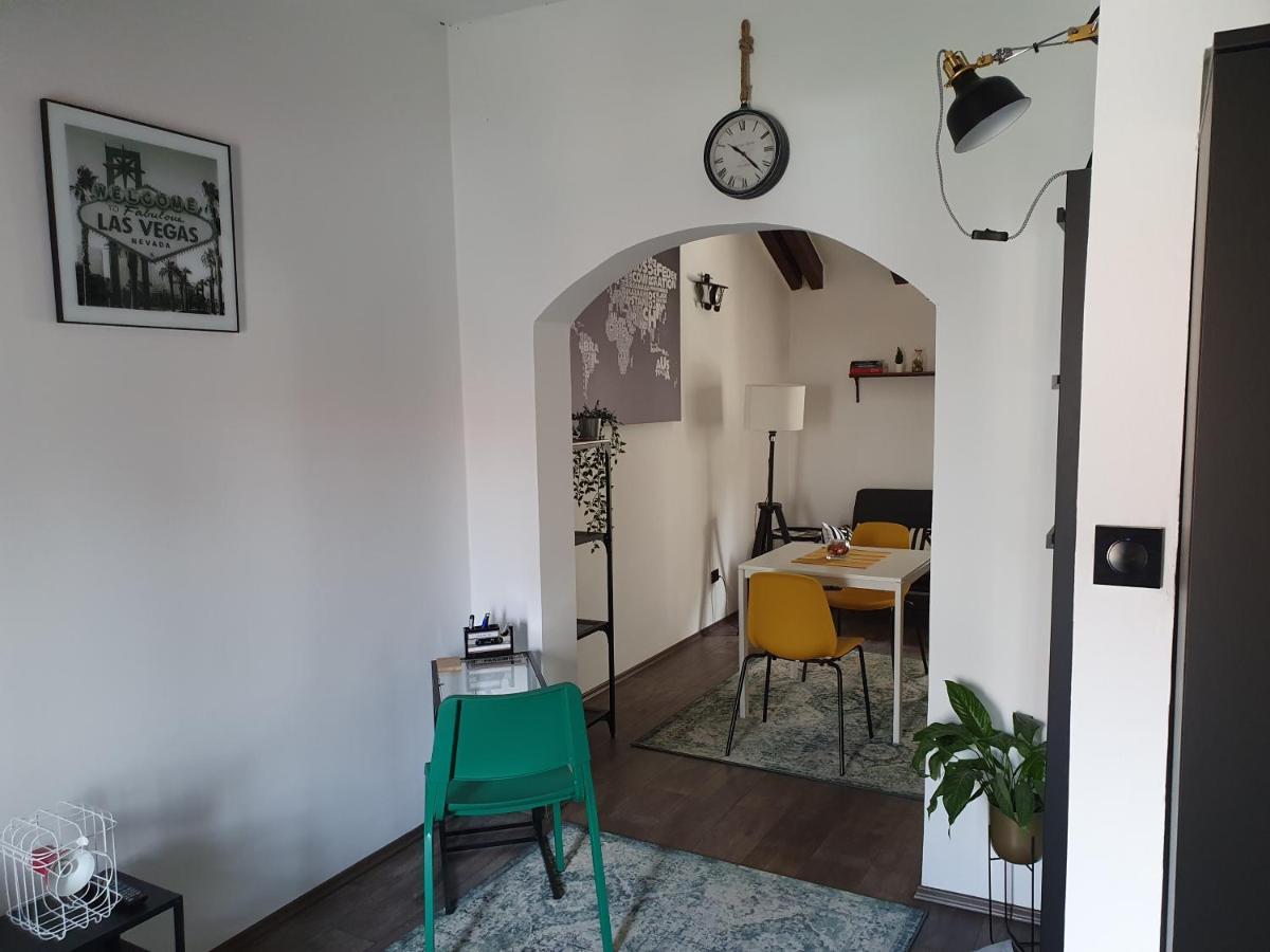Appartement Studio Apartman Dalia à Zagreb Extérieur photo