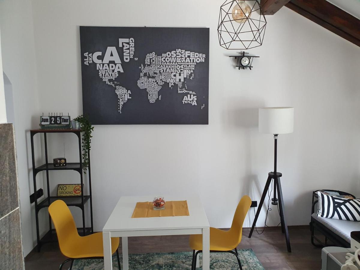 Appartement Studio Apartman Dalia à Zagreb Extérieur photo