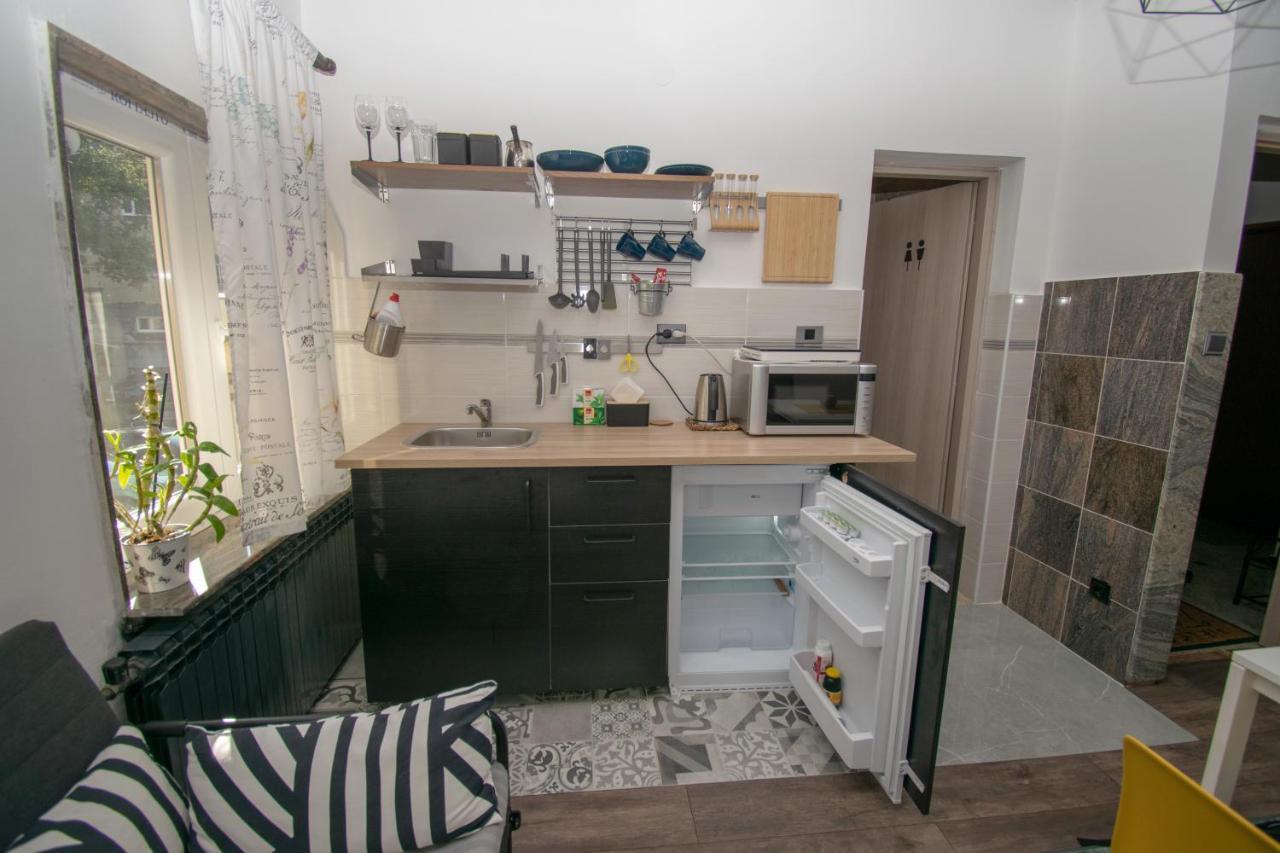 Appartement Studio Apartman Dalia à Zagreb Extérieur photo